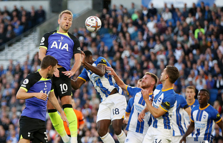 西甲-拉菲尼亚点射亚马尔破门 巴萨2-0比利亚雷亚尔