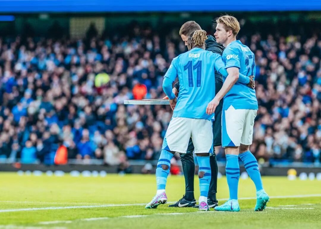 RNGM三轮首秀天崩开局：教练BP垮的厉害，B组唯一骄子要干啥？